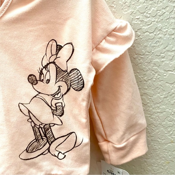 Disney Baby Minnie Mouse Hooded Pullover NWT ~ size 6/9m - Picture 3 of 6